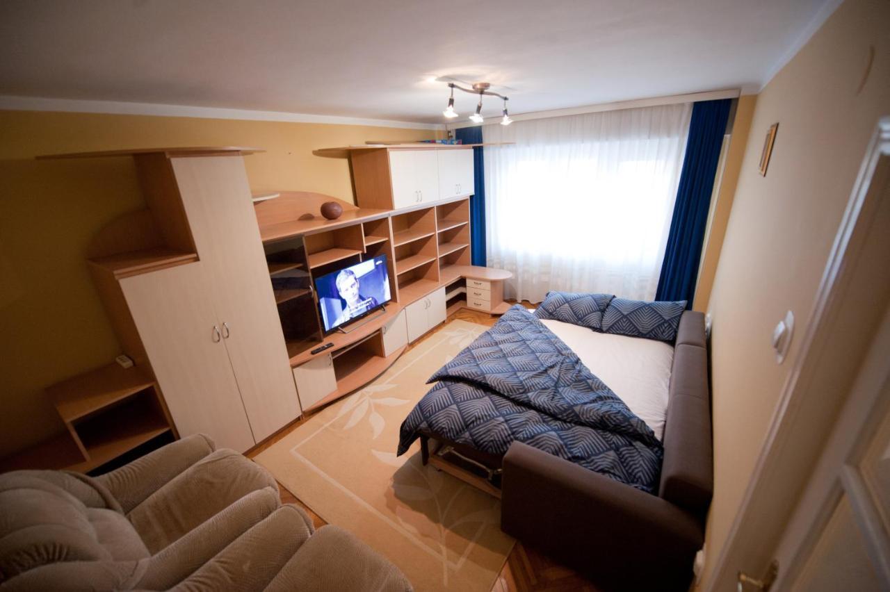Ta'Arof Apartment Oradea Exterior foto